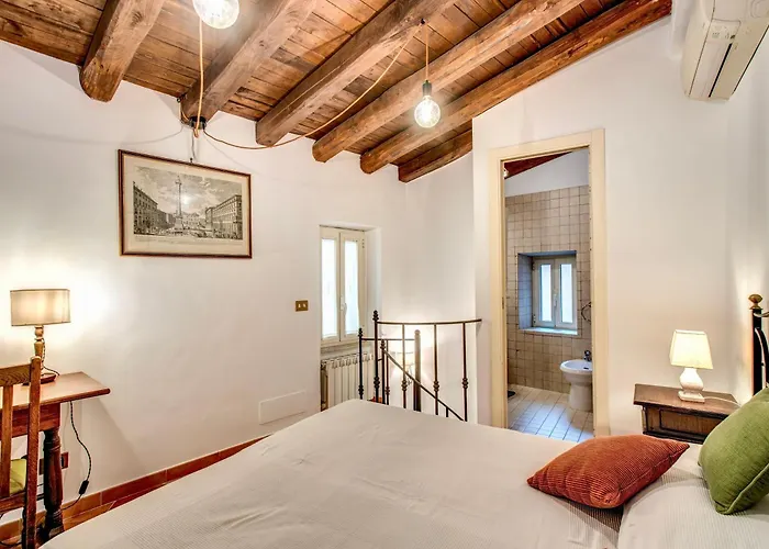 Apartment Charlotte Luxury Coronari Rome