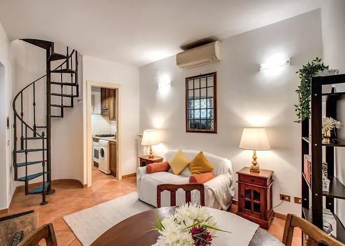 Charlotte Luxury Coronari Apartment